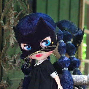 Junie Moon-produced "Dear Darling Fashion for Dolls" is now available for Halloween!