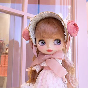 CWC limited Neo Blythe "Coquette Lumiere" sales schedule.