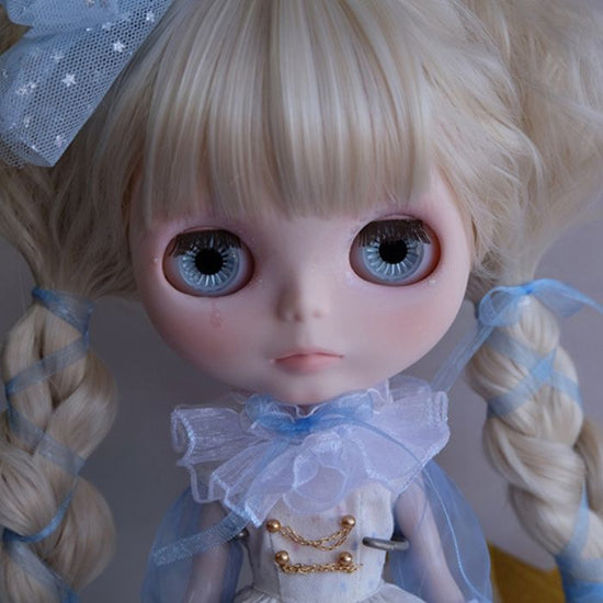 Load image into Gallery viewer, ☆OOAK☆Artist&amp;#39;s original doll &amp;quot;Aurora Blue Days” by  雨蘭(Uran) × Ms LUTRA
