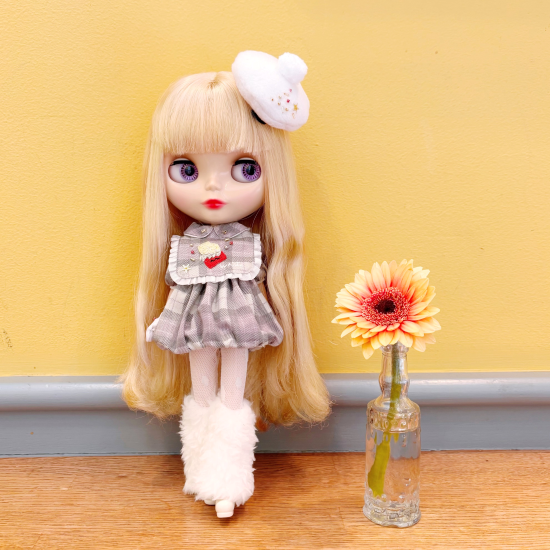 Dress set (Neo Blythe Size) "White Chocolate Cinema" by supipi39