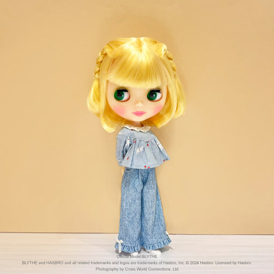 Dear Darling fashion for dolls "Fluffy Blouse"