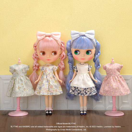 Load image into Gallery viewer, Dear Darling fashion for dolls &amp;quot;DIY sewing kit french sleeve dress&amp;quot; 22cm doll size
