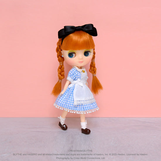 Load image into Gallery viewer, Dear Darling fashion for dolls &amp;quot;Gingham Alice Set for 20cm doll&amp;quot;
