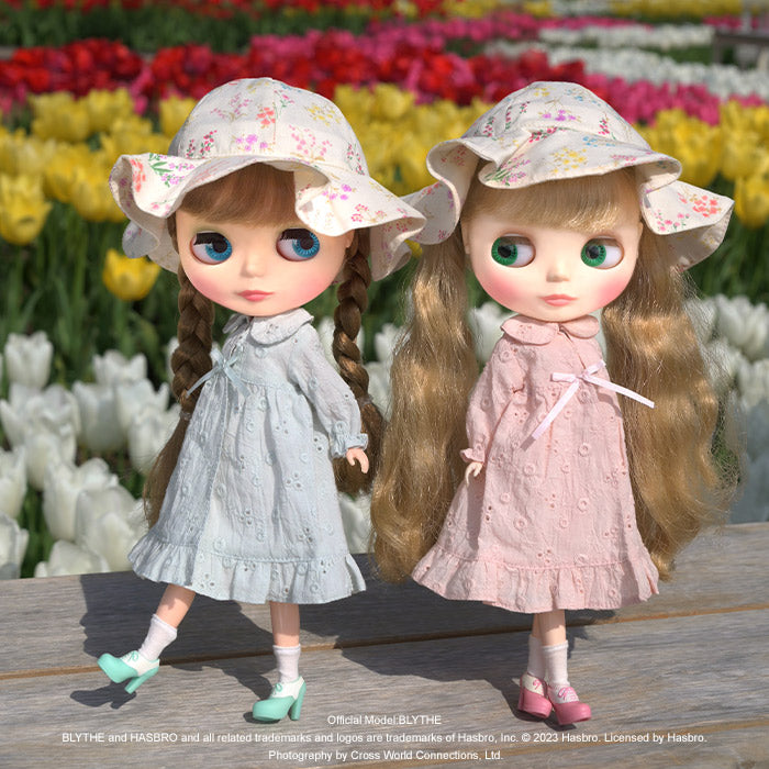 Load image into Gallery viewer, Dear Darling fashion for dolls &amp;quot;Flare Hat&amp;quot;
